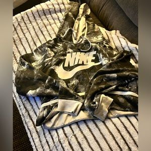 Nike hooded cropped sweatshirt